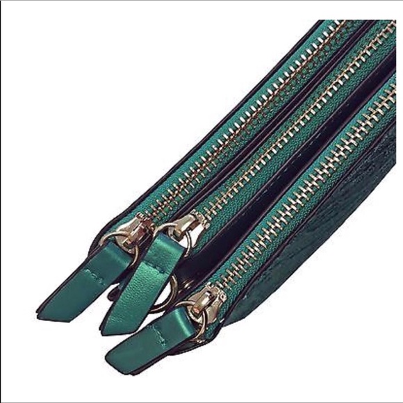 Cute Lace Crossbody - Picture 5 of 6